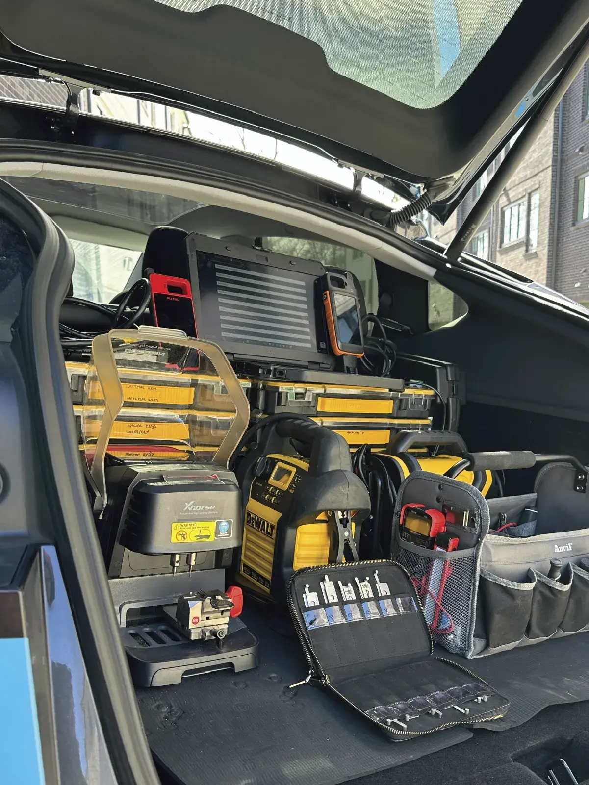 4Keys Locksmith fully equipped mobile lab van with advanced locksmith technology